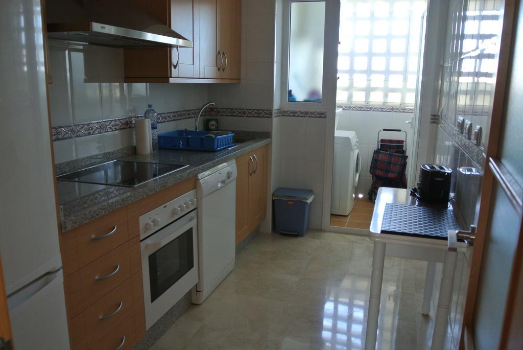 Sabinillas Apartment サン・ルイス・デ・サビニリャス 部屋 写真